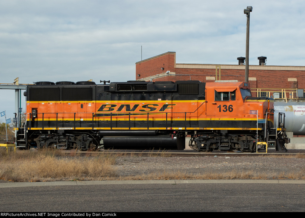 BNSF 136